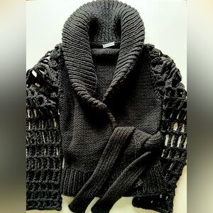 Vintage Cacharel chunky knit black wrap sweater with crochet sleeves. Sz S